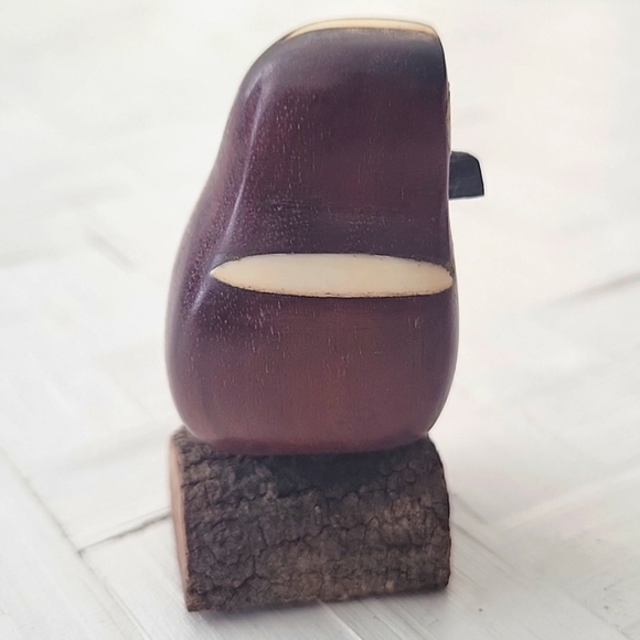 Hand Carved Wooden Owl Sitting on a Log with Inlayed Eyes Wing and Top of Head - Picture 3 of 10